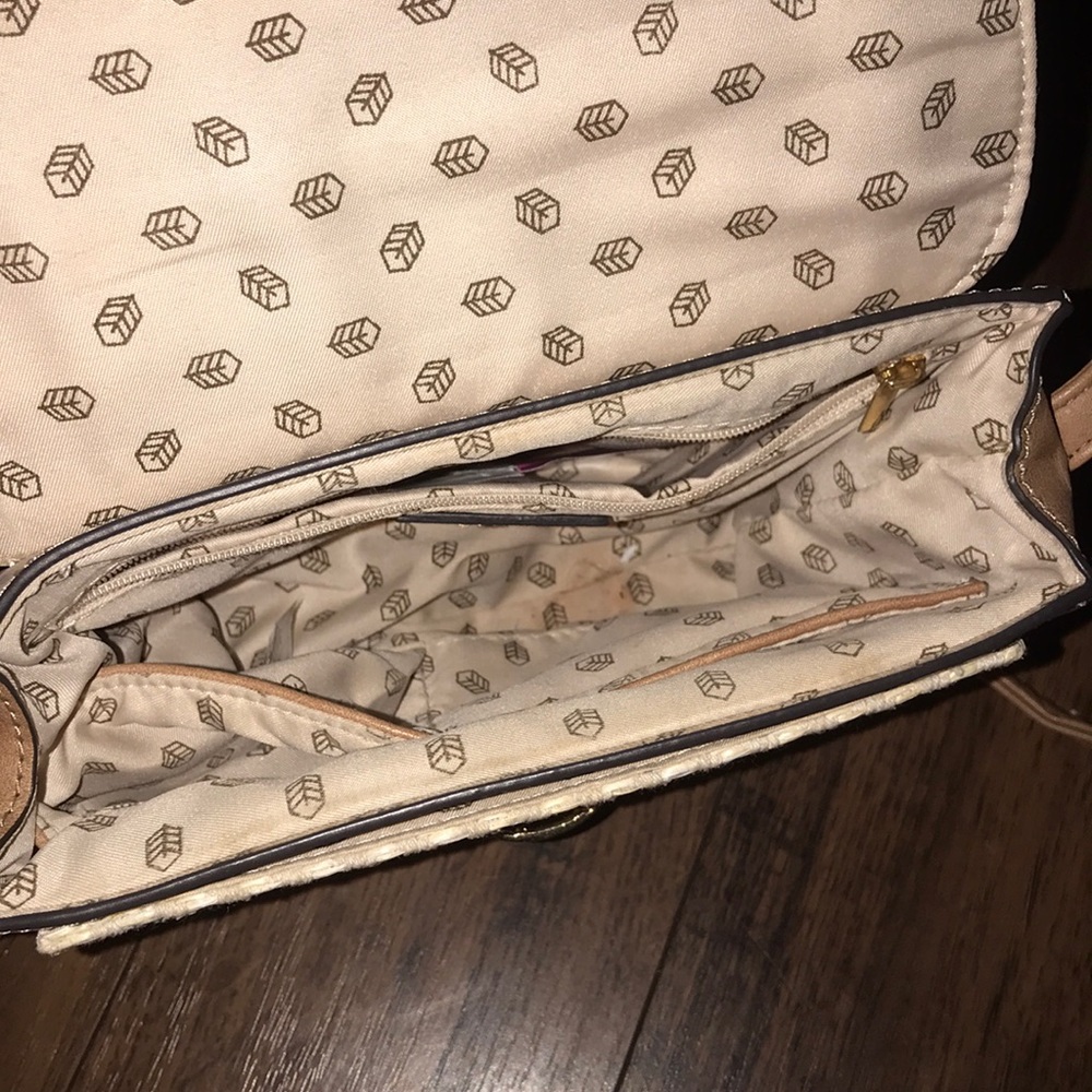 PURSE - Picture 2 of 3